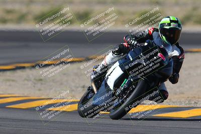 media/Nov-06-2022-SoCal Trackdays (Sun) [[208d2ccc26]]/Turn 11 (10am)/